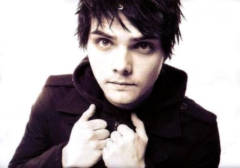 Adorable-3-gerard-way-3022650-640-449