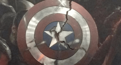 Ultron, escudo capitan